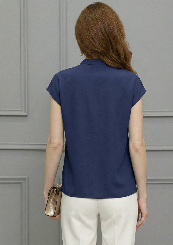 🍷 Black Mock Neck Short Sleeve Top | Elegant Everyday Essential